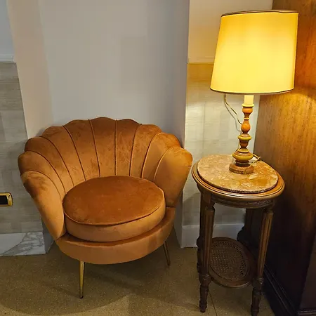 4rooms In Pensión