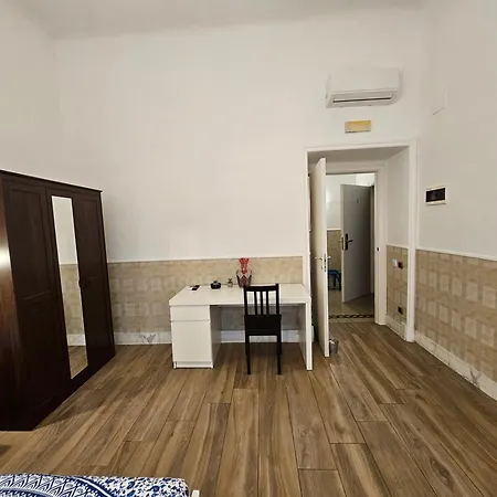 4rooms In Pensión