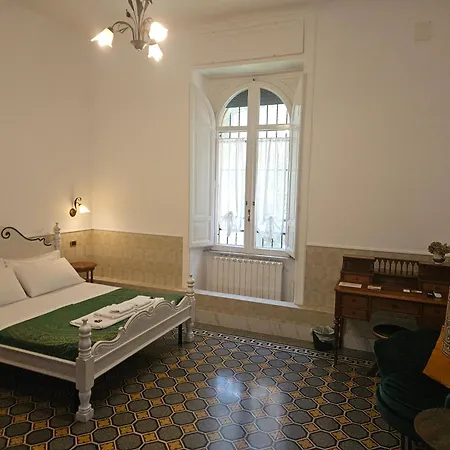 4rooms In Pensión